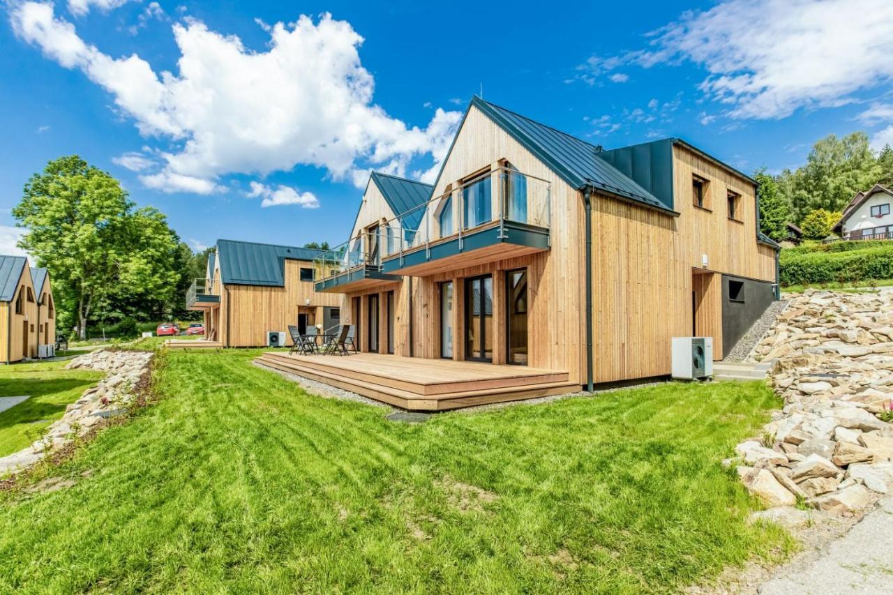 Apartmany Karlovy Dvory Horni Plana Exterior photo