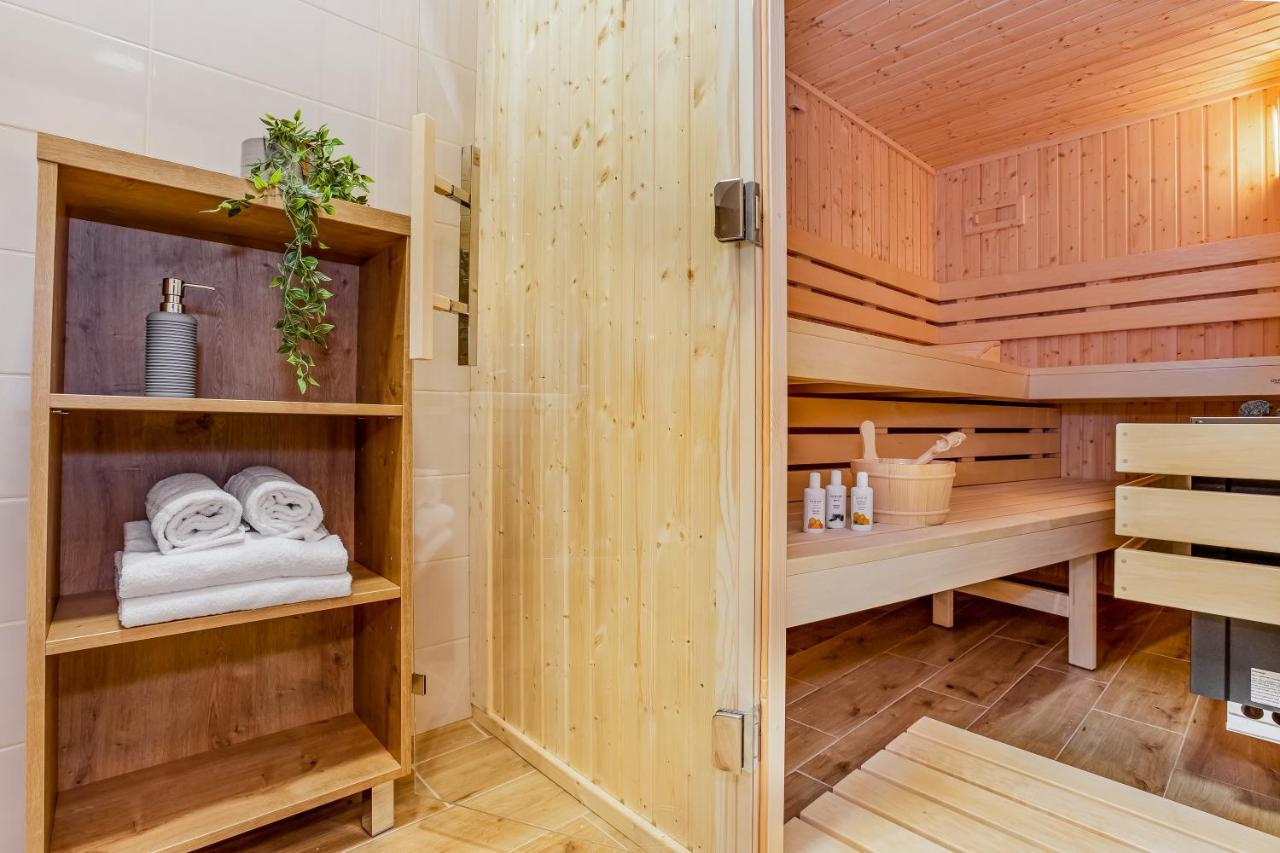 Apartmany Karlovy Dvory Horni Plana Exterior photo
